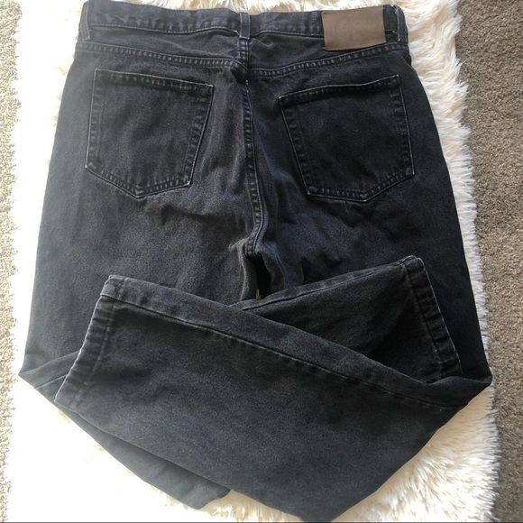 Calvin Klein vintage high rise mom style jeans. - Picture 3 of 13